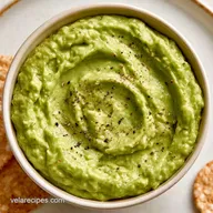 Avocado Rice Cake Snack in 5 Minutes